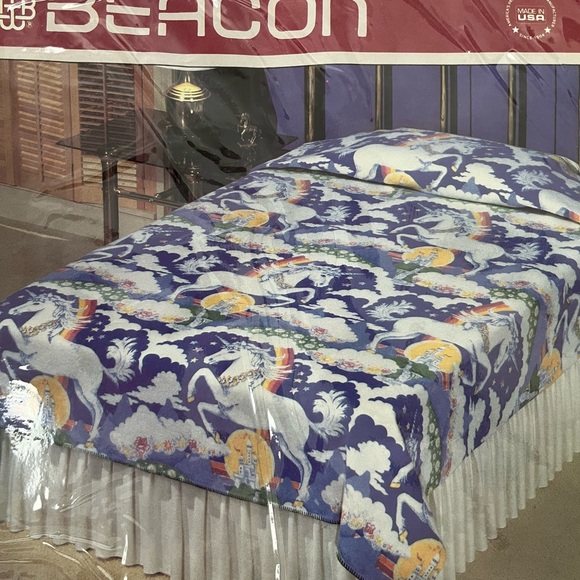 Vintage Beacon unicorn all purpose blanket - Picture 3 of 3